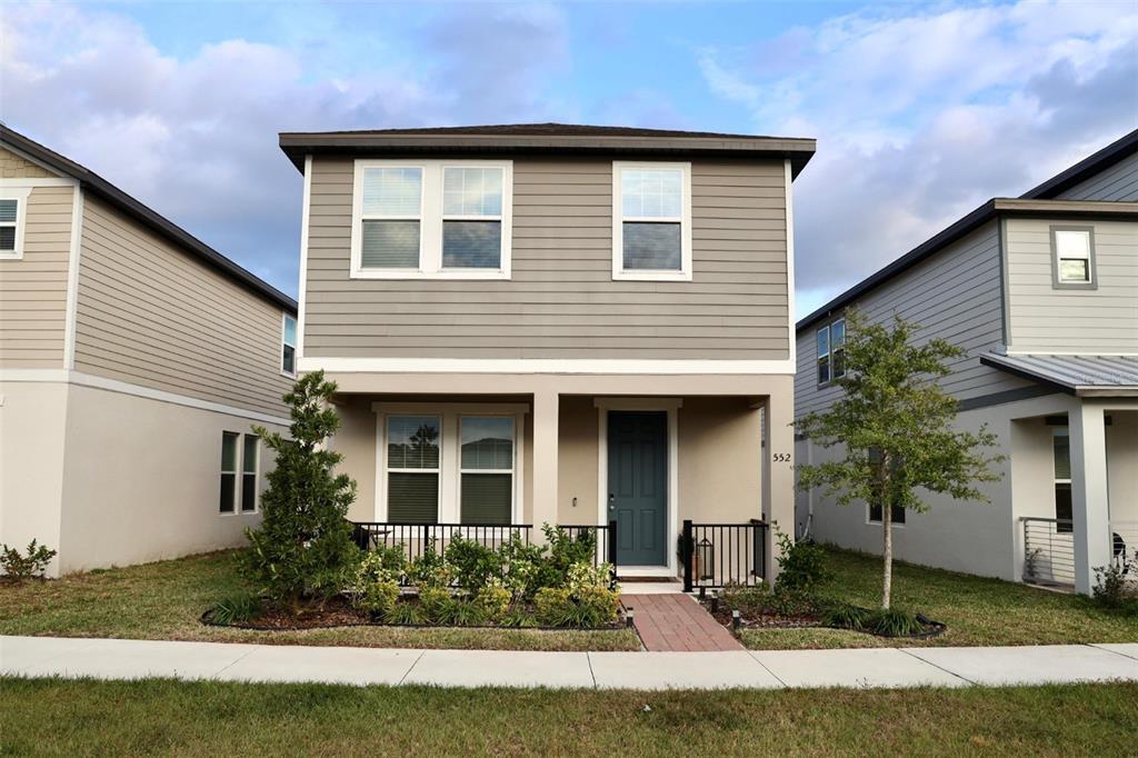 552 Adalines Aly in St. Cloud, FL - Building Photo