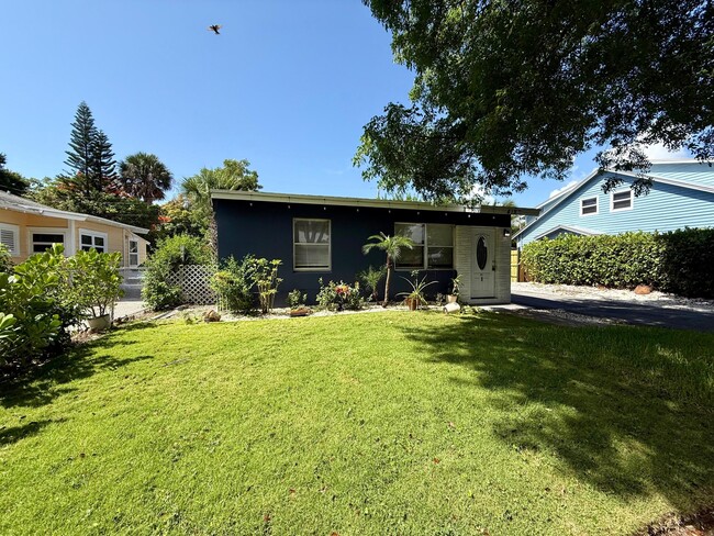 property at 418 52nd St