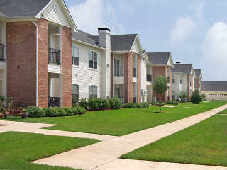 Palmetto Place Apartments in Benton, LA - Building Photo