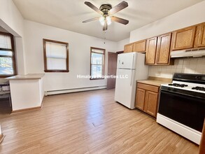 6 Boston Ave, Unit 2 in Somerville, MA - Building Photo - Building Photo