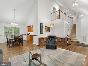 3044 Emerald Chase Dr in Herndon, VA - Building Photo - Building Photo