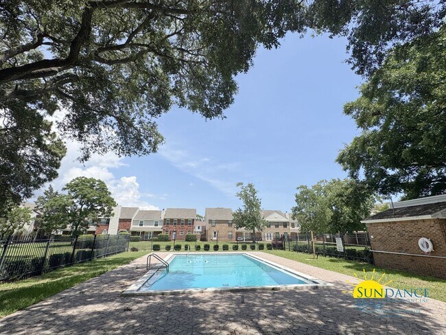 115 4th Ave in Shalimar, FL - Building Photo - Building Photo