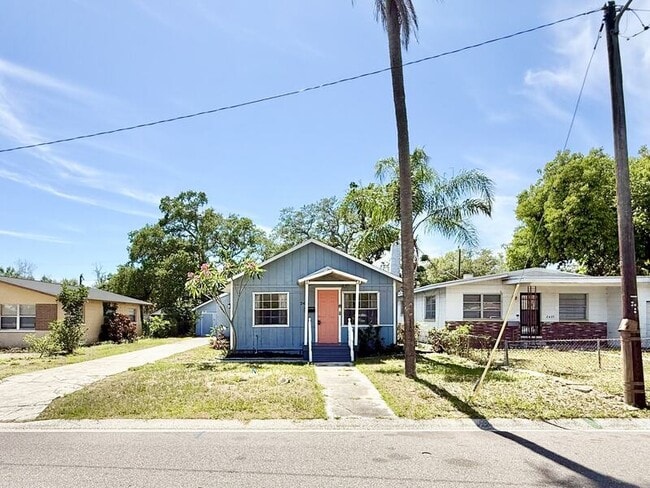 property at 2425 Auburn St S