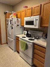 6022 Upper 35th St N in Oakdale, MN - Building Photo - Building Photo