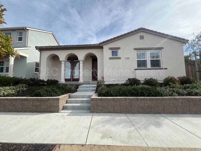 property at 2996 Minaret Wy