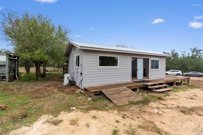 1100 High Rd in San Marcos, TX - Building Photo - Building Photo