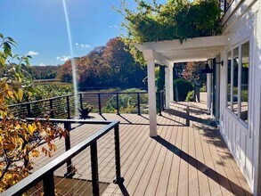 43 Erland Rd in Stony Brook, NY - Building Photo - Building Photo