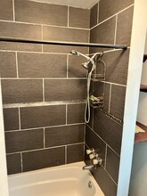 2512 W Oxford St in Philadelphia, PA - Building Photo - Building Photo