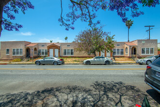 Alma del Pueblo in Los Angeles, CA - Building Photo - Building Photo