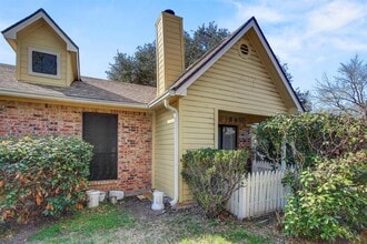 1601 Faro Dr in Austin, TX - Building Photo - Building Photo