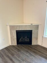 410 Flower St in Anchorage, AK - Building Photo - Building Photo