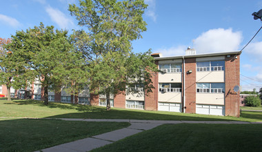 Lawrence Heights in Toronto, ON - Building Photo - Building Photo