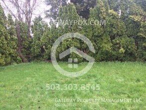 564 Illinois Ave NE in Salem, OR - Building Photo - Building Photo