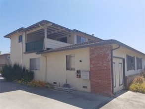 645 Azara Pl in Sunnyvale, CA - Building Photo - Building Photo