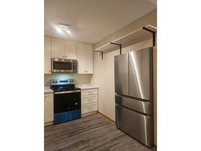 1209 Pearson Pkwy in Minneapolis, MN - Building Photo - Building Photo