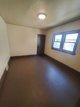2920-2922-2922 W Melvina St in Milwaukee, WI - Building Photo - Building Photo