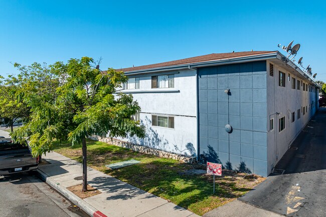 Tropical Apartments in San Gabriel, CA - Building Photo - Building Photo