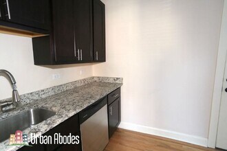 4036 Ashland N Ave, Unit 403E in Chicago, IL - Building Photo - Building Photo