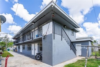 1445 NW 2nd Ave in Florida City, FL - Building Photo - Building Photo