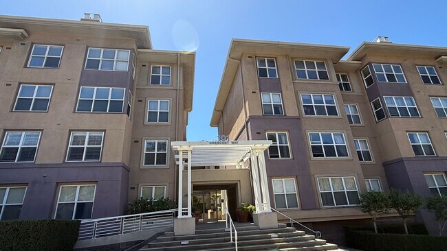 101 Crescent Way in San Francisco, CA - Building Photo - Building Photo