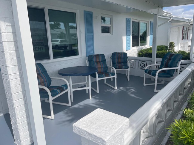 1312 SW 24th St in Boynton Beach, FL - Building Photo - Building Photo