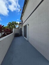 8575 SW 152nd Ave in Miami, FL - Building Photo - Building Photo
