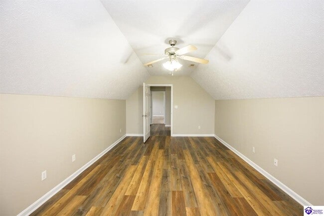 122 W Donna Reed Blvd in Cecilia, KY - Building Photo - Building Photo