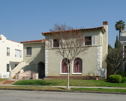 228 S Spalding Dr in Beverly Hills, CA - Foto de edificio - Building Photo