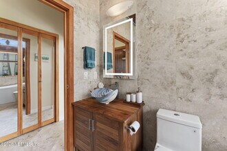 2337 Seminole Rd in Atlantic Beach, FL - Building Photo - Building Photo