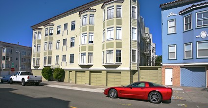 1490 Francisco St in San Francisco, CA - Foto de edificio - Building Photo