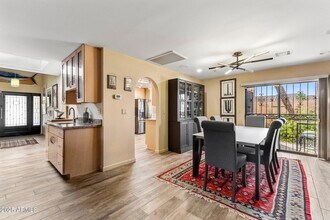 7673 N Vía De Platina in Scottsdale, AZ - Building Photo - Building Photo