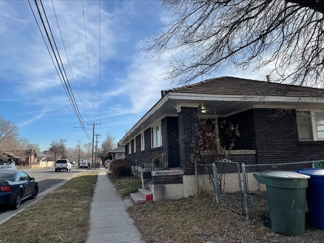 property at 183 Kelsey Ave