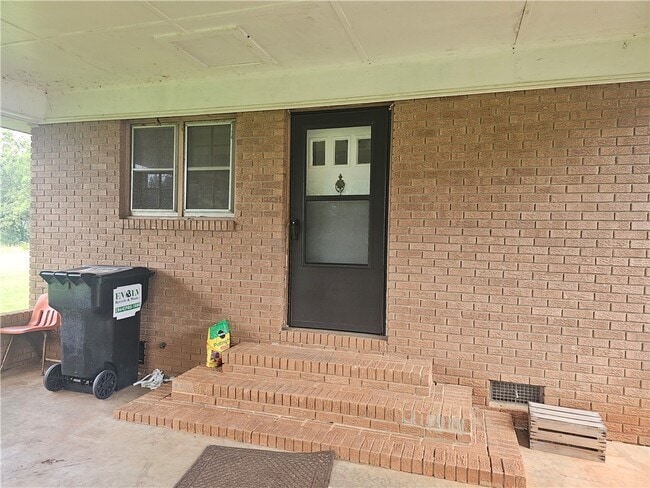 150 Ralph Sheriff Rd in Seneca, SC - Building Photo - Building Photo