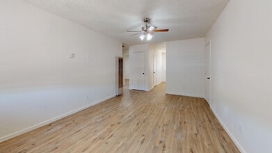 3508 Gardenia St in Anderson, CA - Building Photo - Building Photo