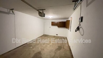 5926 Janice Dr in Fairfield, OH - Building Photo - Building Photo