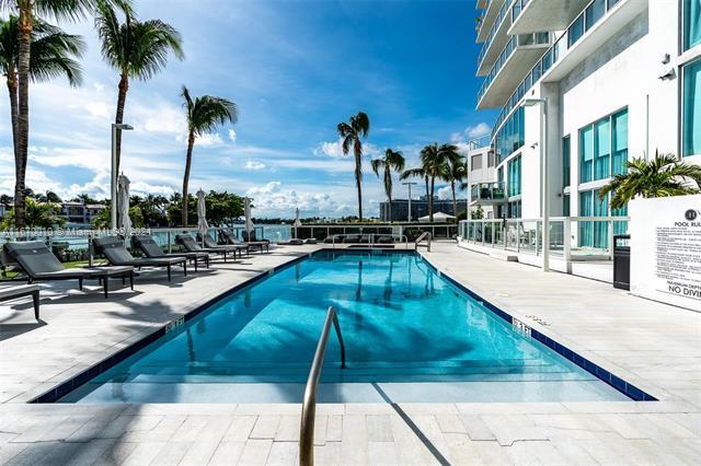 6700 Indian Creek Dr, Unit 405 in Miami Beach, FL - Building Photo