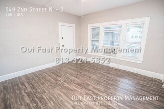 549 2nd St N, Unit 2 in St. Petersburg, FL - Building Photo - Building Photo