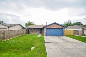 1114 Greencroft St in Channelview, TX - Building Photo - Building Photo