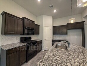 12308 S Maplewood Ave in Bixby, OK - Building Photo - Building Photo