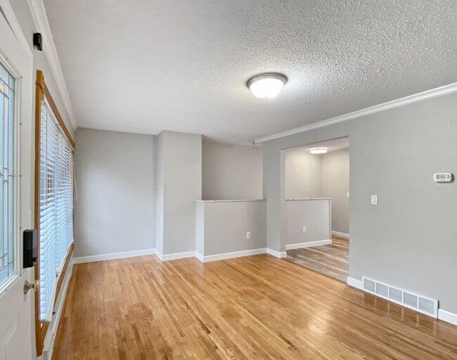 3338 Library Ln in St. Louis Park, MN - Building Photo - Building Photo