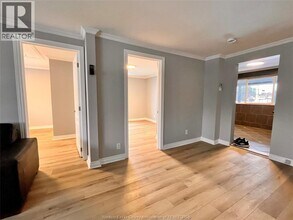 1056 Erie St E in Windsor, ON - Building Photo - Building Photo