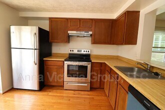 229 Red Jade Dr in Upper Marlboro, MD - Foto de edificio - Building Photo