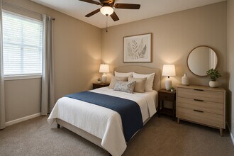 906 NW Candlewood Dr in Huntsville, AL - Foto de edificio - Building Photo