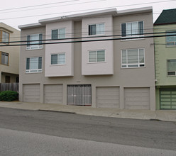 2032 Lawton in San Francisco, CA - Building Photo - Building Photo