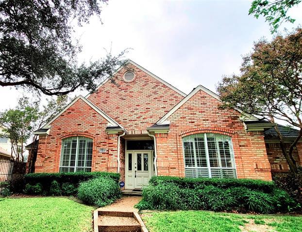 1017 McCoy Dr in Irving, TX - Building Photo