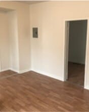 4208 Newark Ave, Unit Newark Avenue in Cleveland, OH - Building Photo - Building Photo