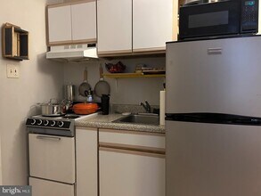 1227 Spruce St in Philadelphia, PA - Building Photo - Building Photo