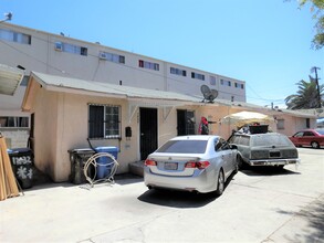 1232 W 57th St in Los Angeles, CA - Building Photo - Building Photo