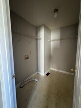 6341 Rhemish Dr in Fayetteville, NC - Building Photo - Building Photo