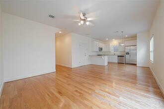 3722 Main Poplar Dr in Houston, TX - Building Photo - Building Photo